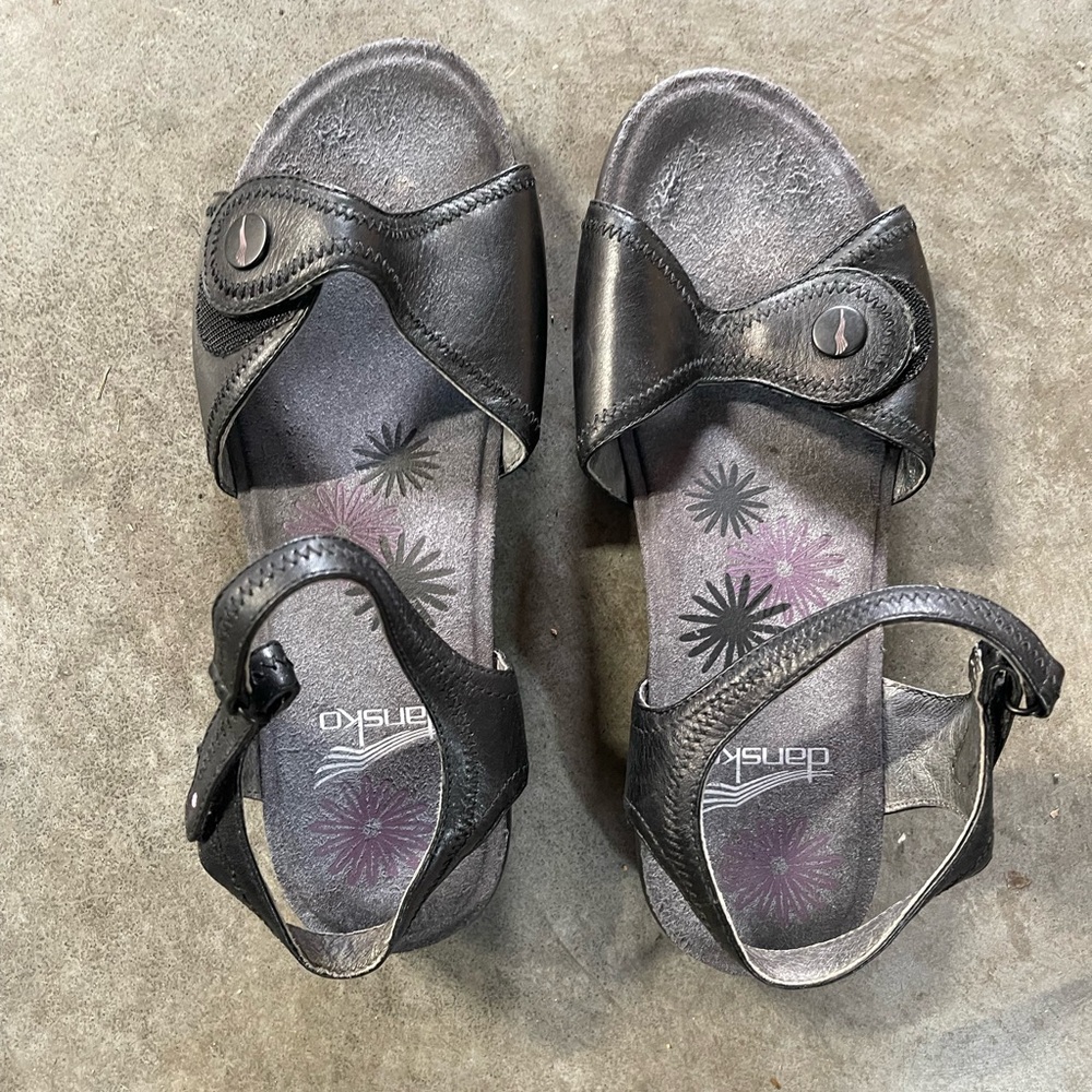 Dansko Iris Black Leather Ankle Strap Casual Comfort Wedge Sandals 39 US 8.5-9